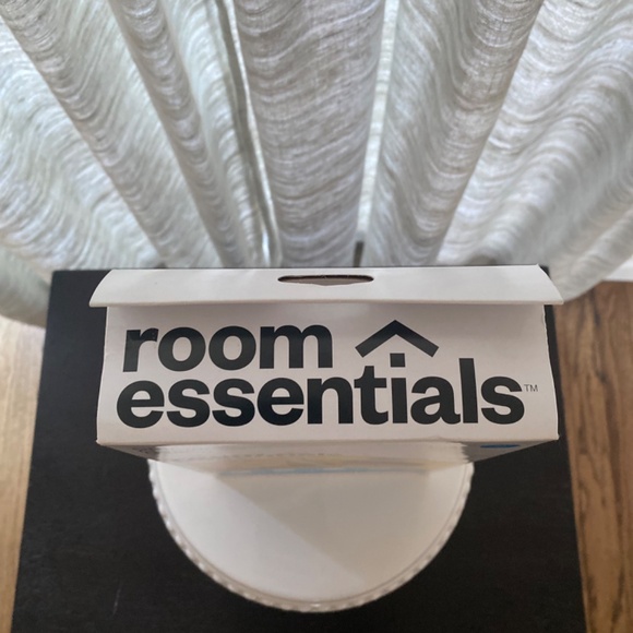 Room Essentials ((Storage Compression Bags)) - Picture 3 of 5